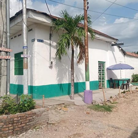 Hotel La Estacion Del Refugio Girardot Esterno foto