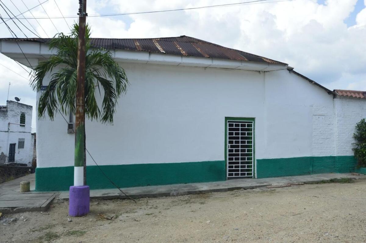 Hotel La Estacion Del Refugio Girardot Esterno foto