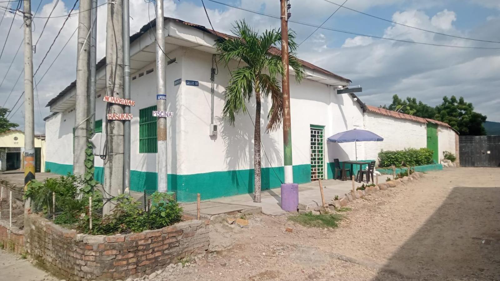 Hotel La Estacion Del Refugio Girardot Esterno foto
